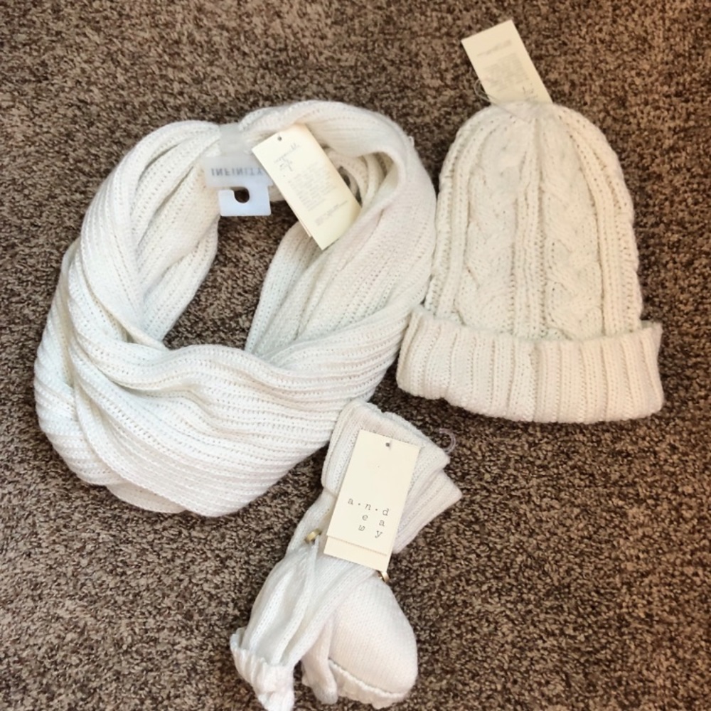 A new day hat, scarf, gloves lot one size nwts.
